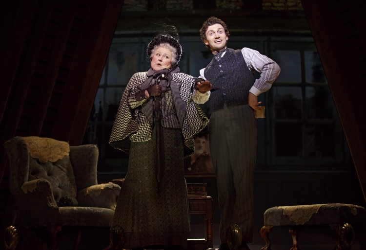 Gentleman's Guide Broadway, Jane Carr, Bryce Pinkham