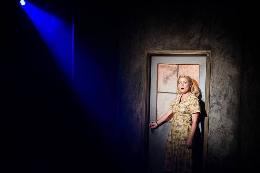 Blood Brothers, Hayes Theatre, Helen Dallimore