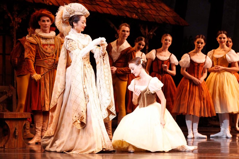 Giselle 2015 The Australian Ballet, Natasha Kusen, Madeleine EastoeJPG