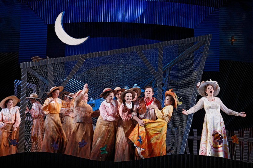 The Elixir of Love 2015 Opera Australia, Eva Kong, Rachelle Durkin