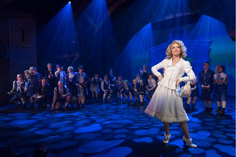 Wicked 2016 CLOC, Emily McKenzie as Glinda