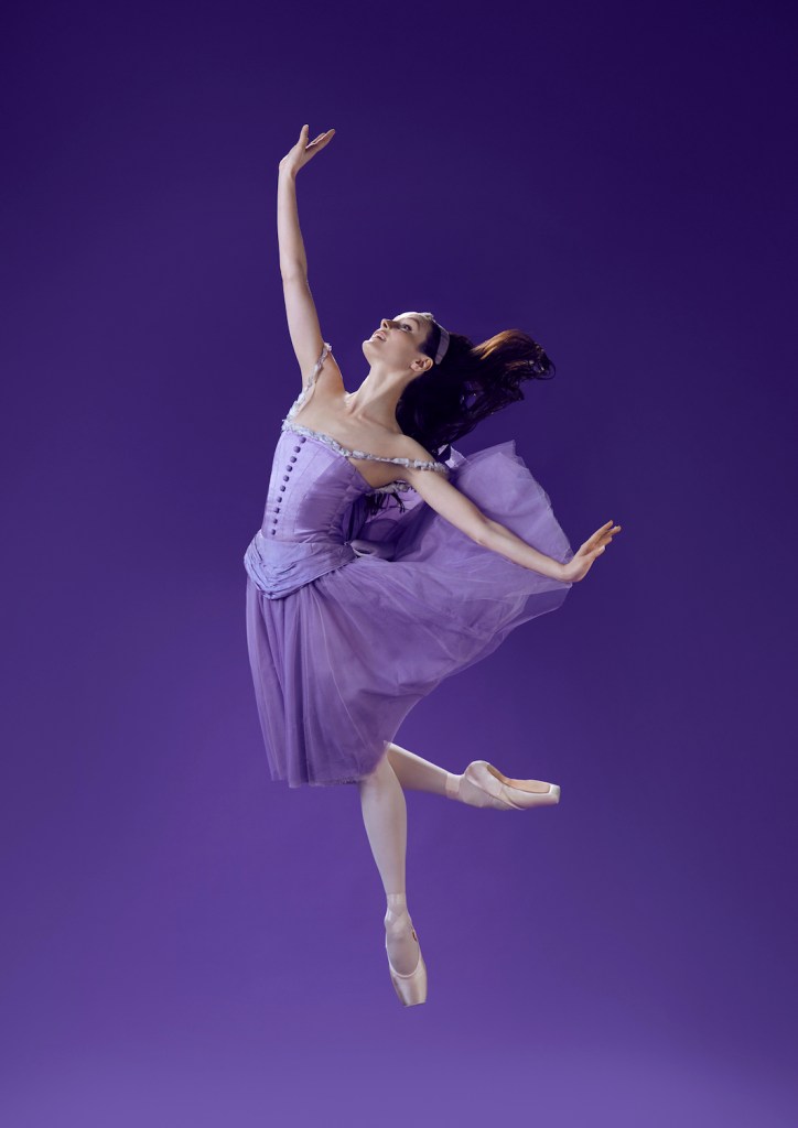 alices-adventures-in-wonderland-amberscott