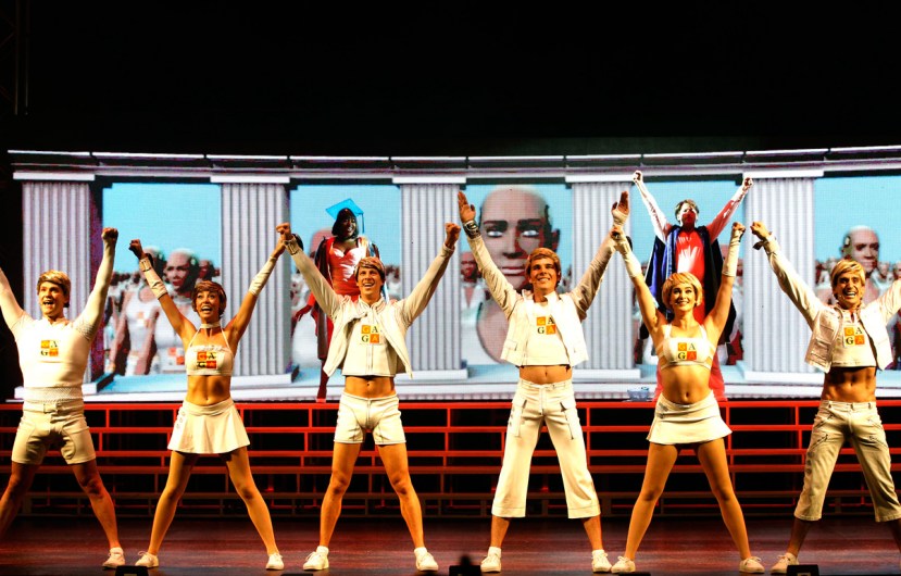 We-Will-Rock-You-2016,-Radio-Gaga