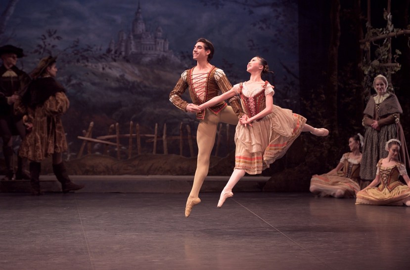 giselle-2017-english-national-ballet-cesar-corrales-rina-kanehara