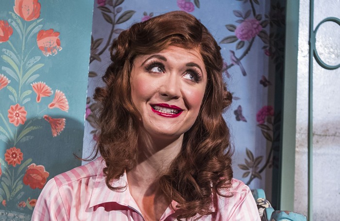 she-loves-me-2016-london-menier-scarlett-strallen